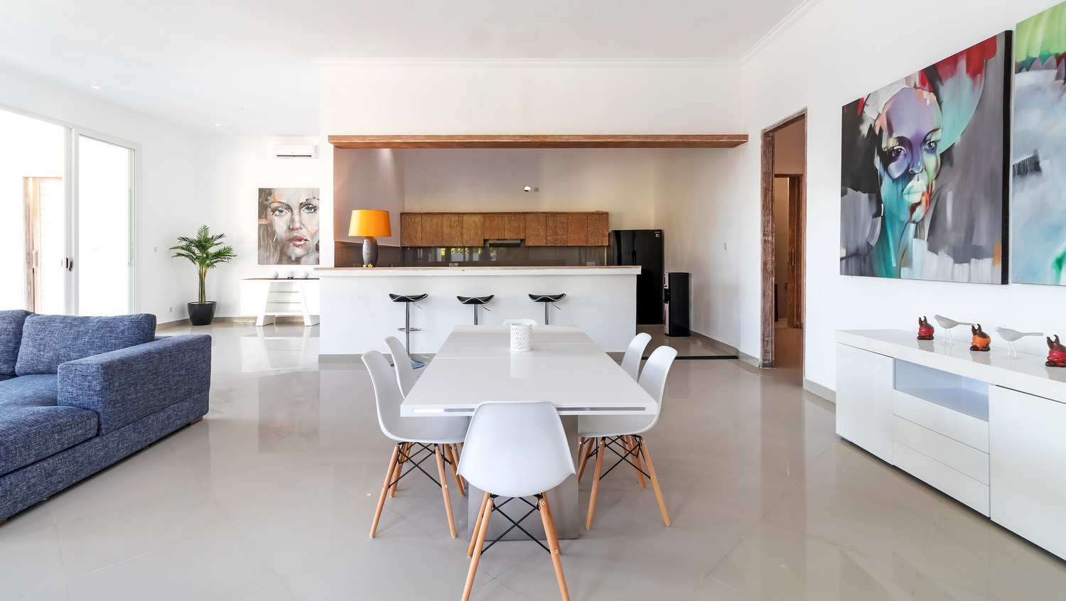 Dining table perfect to enjoy with your loved one in your villa