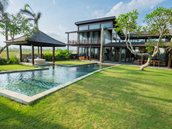 Luxurious villa for sale in Tabanan