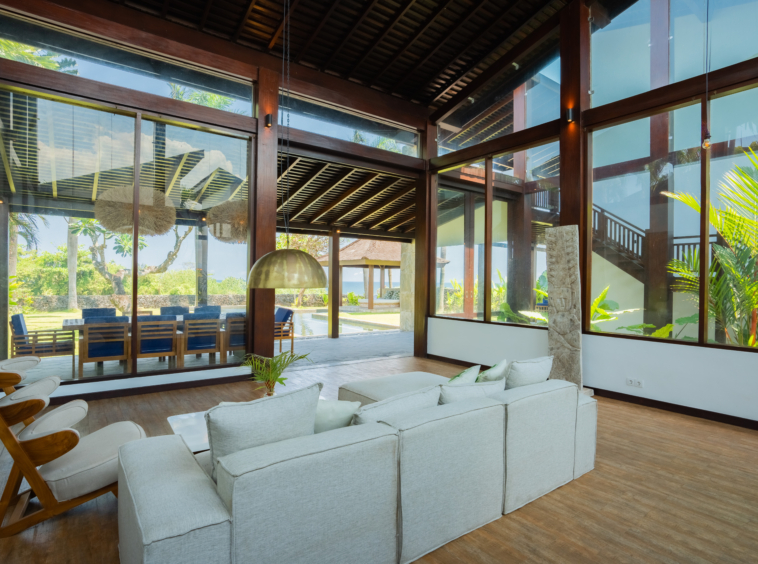 furlly furnished villa ready to operate for sale in Bali