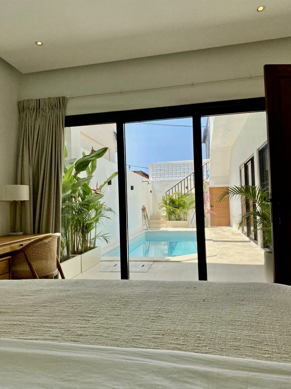 enjoy bedroom with swimming pool view