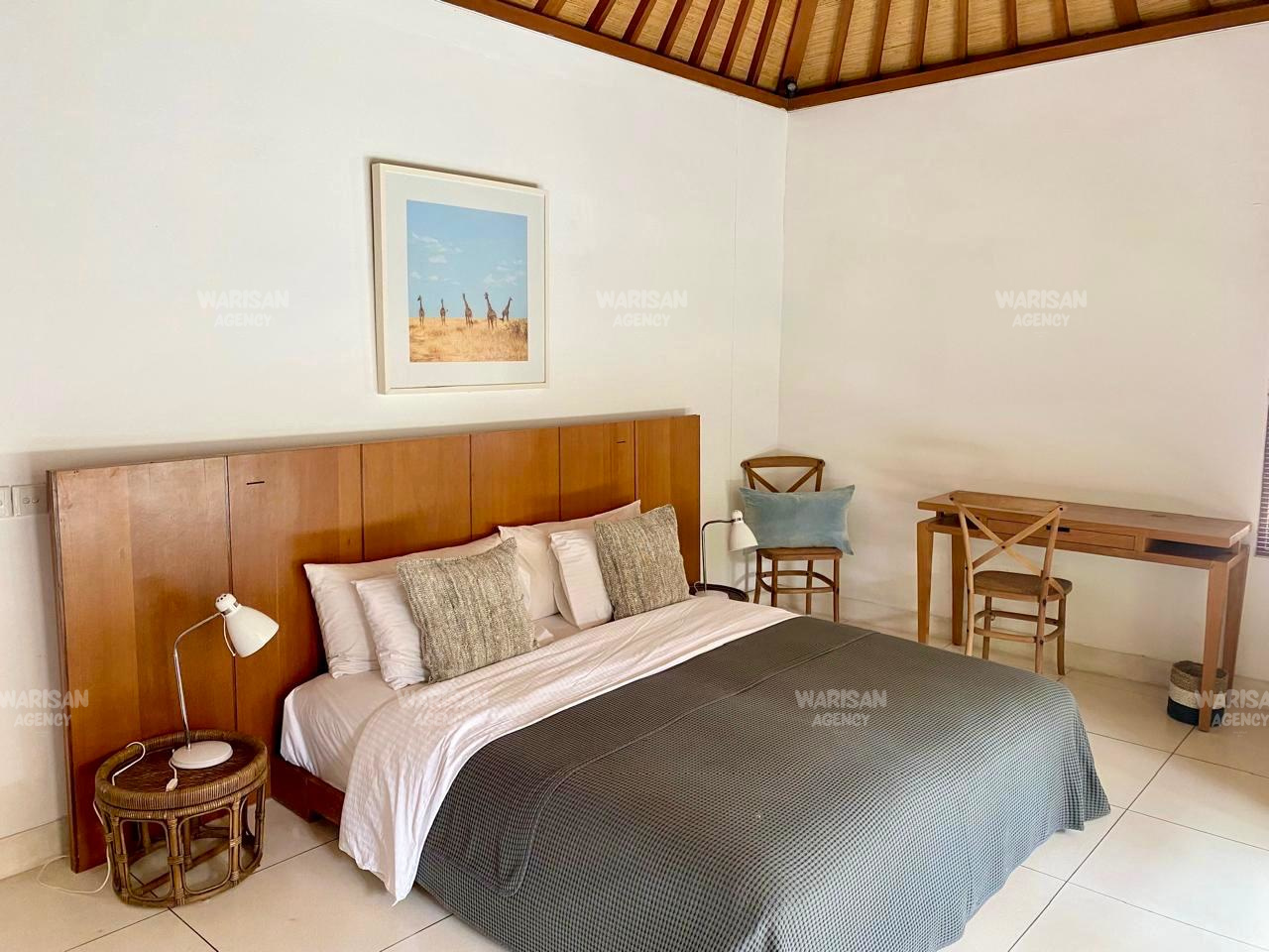 1 of the 3 bedrooms