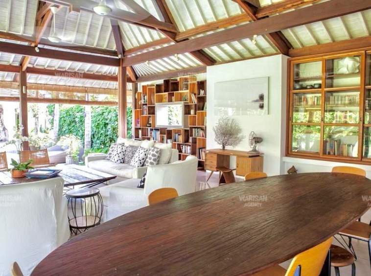 open living room to enjoy bali weather