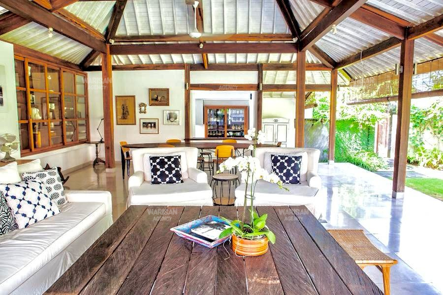 open living room villa