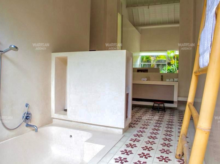 bathtube i this villa umalas
