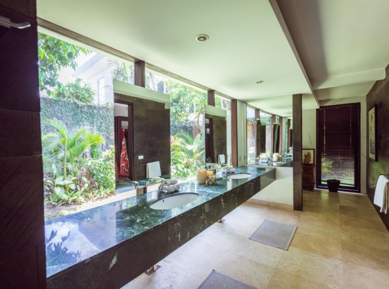 Big bathroom