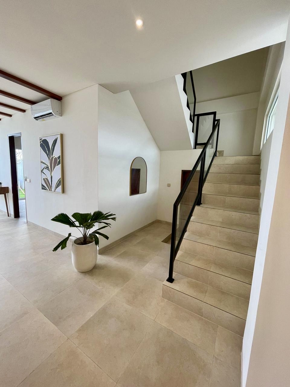 Big entrance for your guest