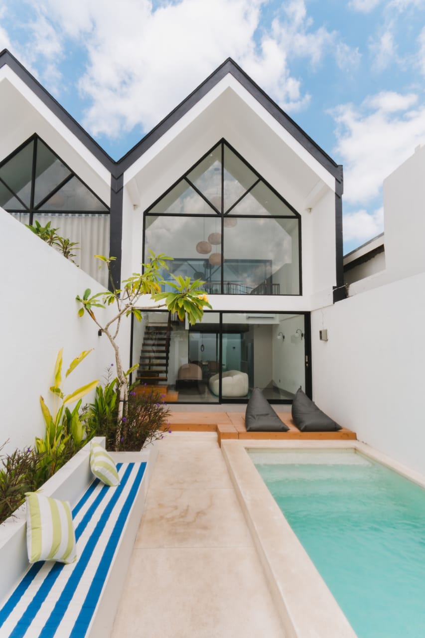 luxurious 1 bedroom with garden in Bali berawa