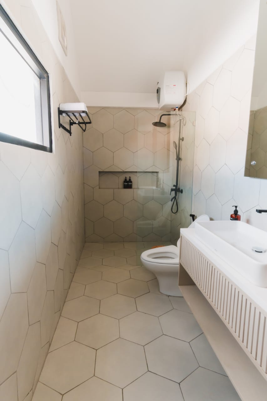 1 bathroom and powder room
