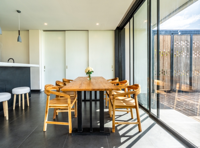 dining table to welcope your guest