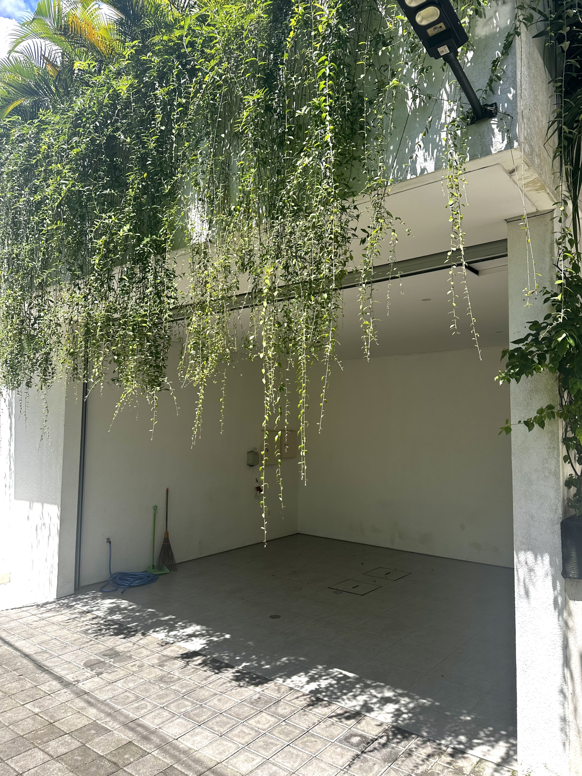 private garage for up to 2 cars