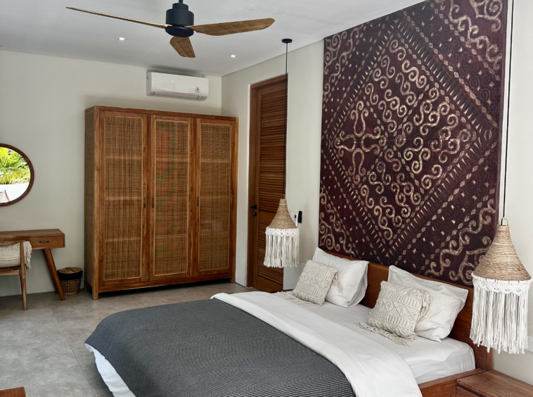 the villa is for sale fully equiped and fully furnished
