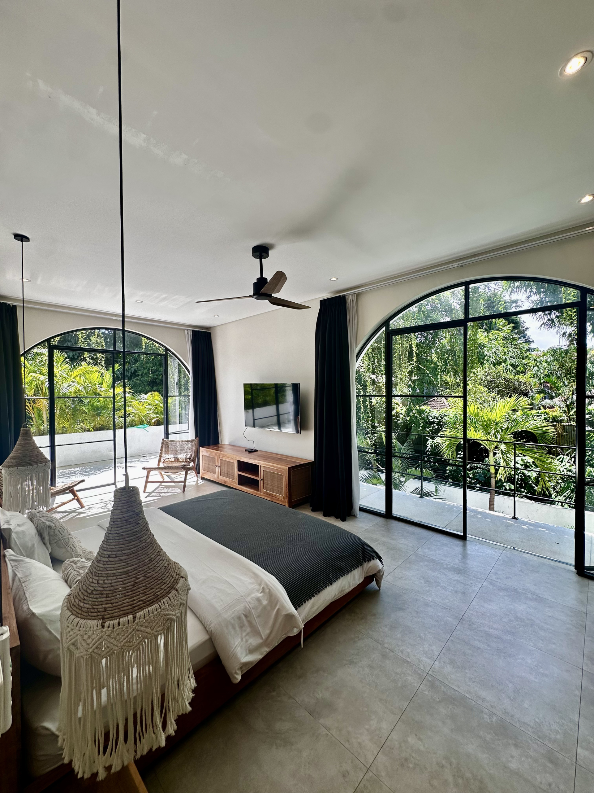 jungle view bedroom
