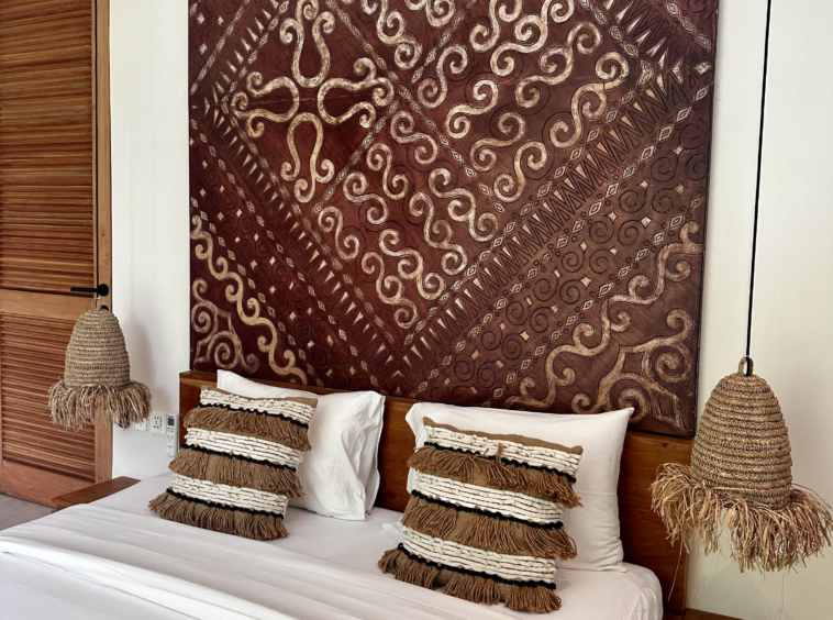 Lovely decorated f-villa for sale bali