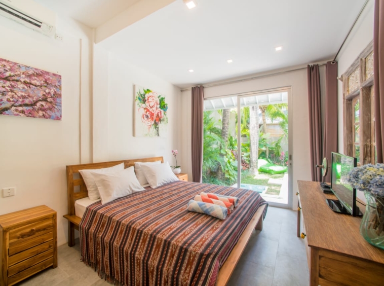 1 of the 4 gorgeous bedroom