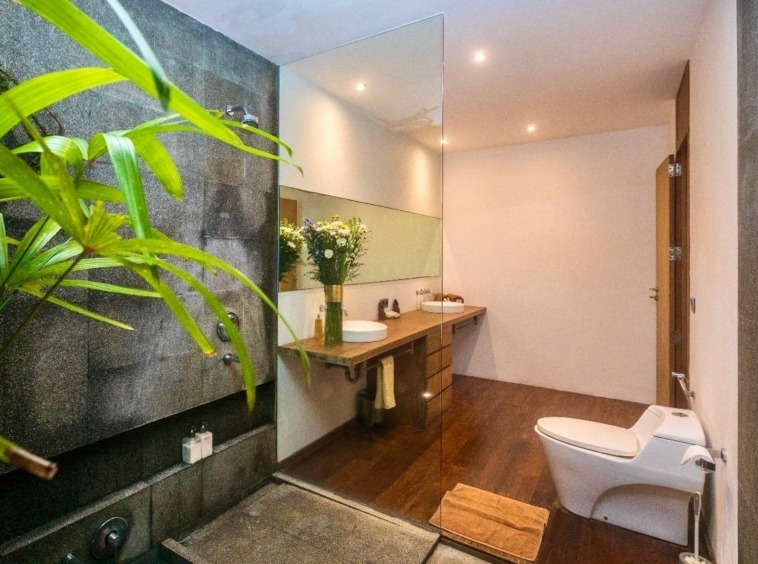 splendid bathrooms