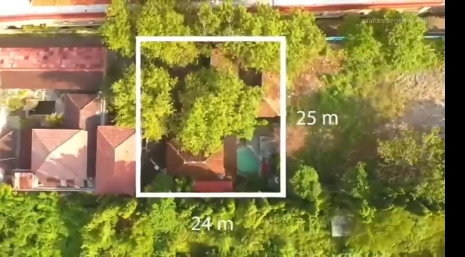 24 x 25 m land