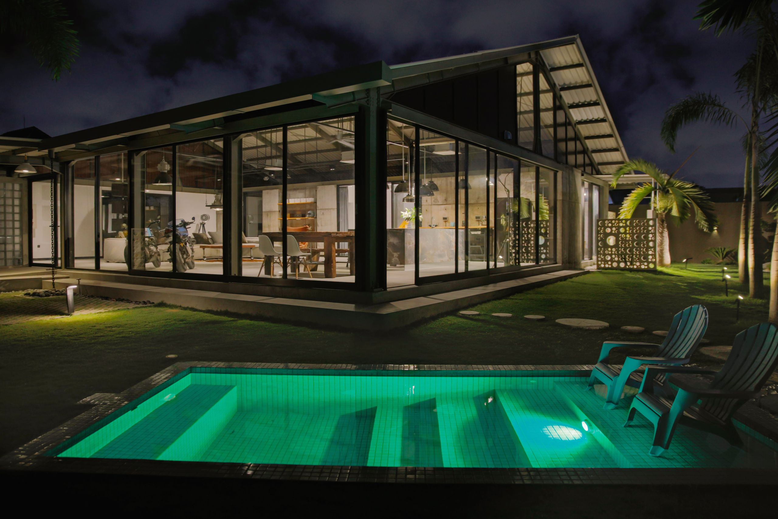 amazing loft style villa for sale