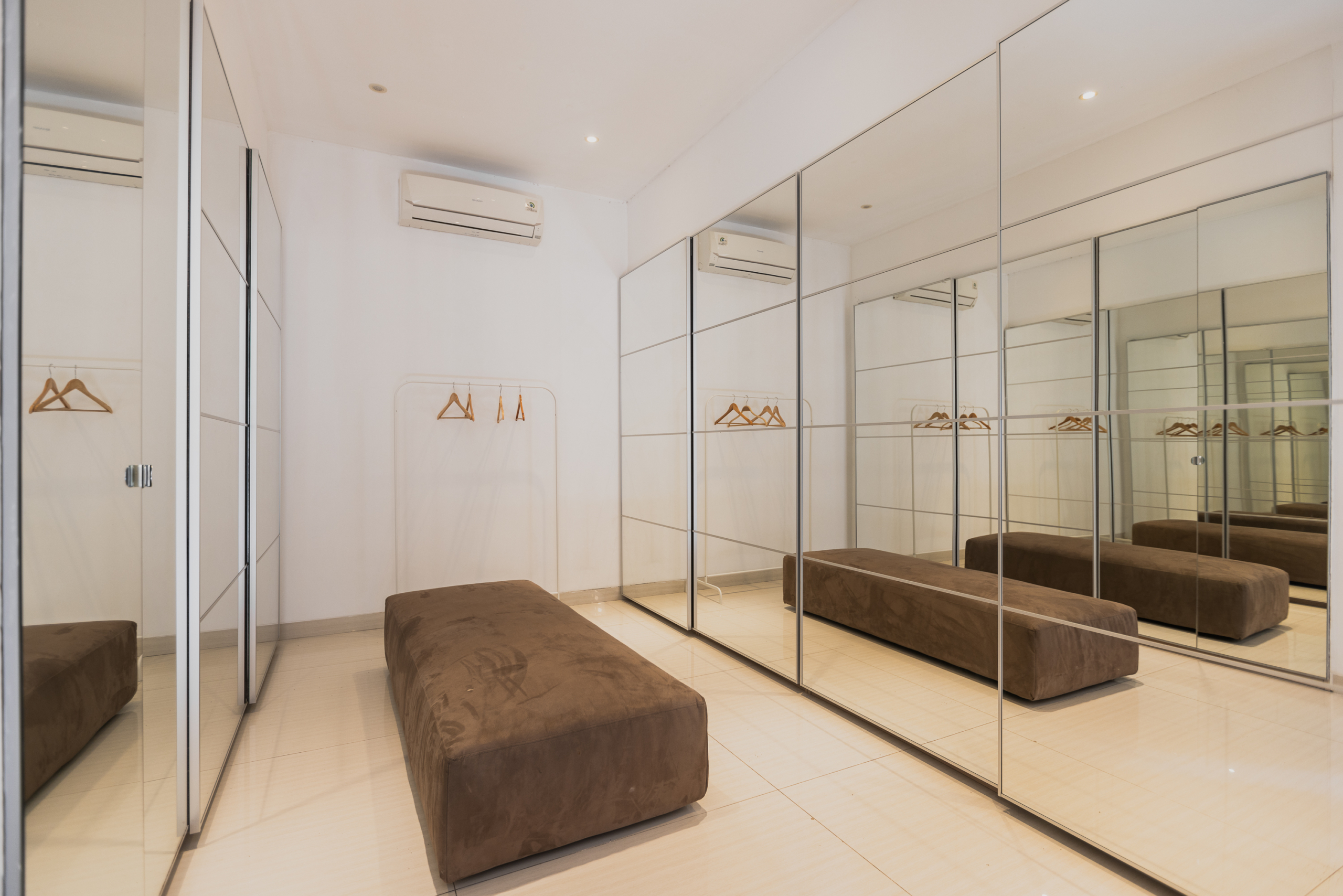 every bedroom have wardrobe and ensuite bathroom