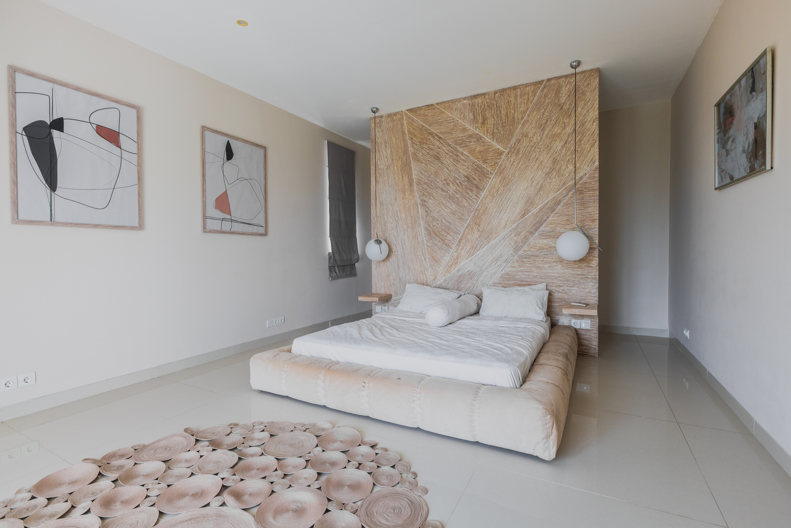 one of the 4 bedrooms