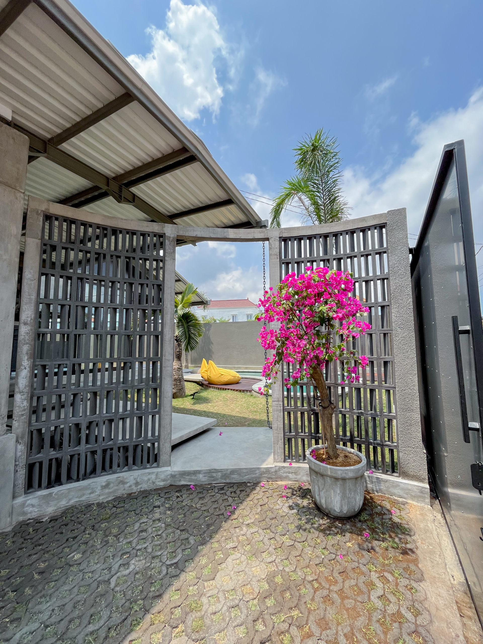 lovely entrance