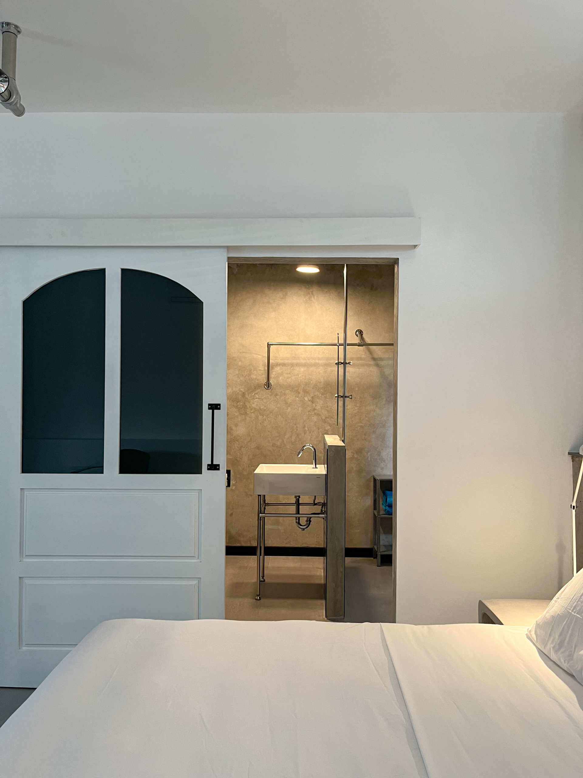 all bedrooms have ensuite bathroom