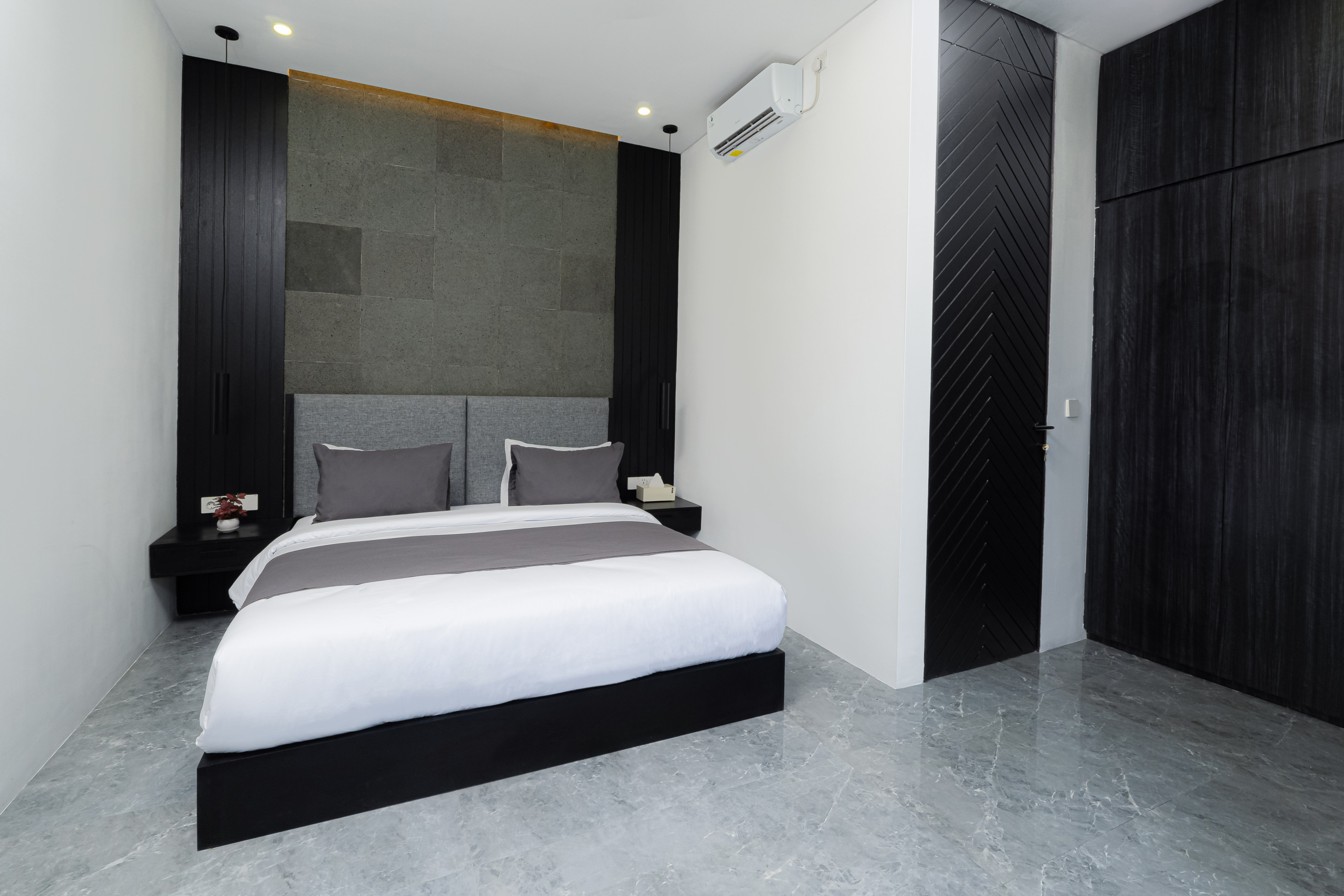 big bedroom with king size bed