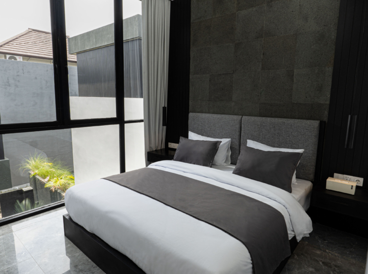 lightfull bedroom