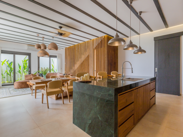Open-plan living and dining room in Luxury 3 Bedrooms Villa in Prime Umalas